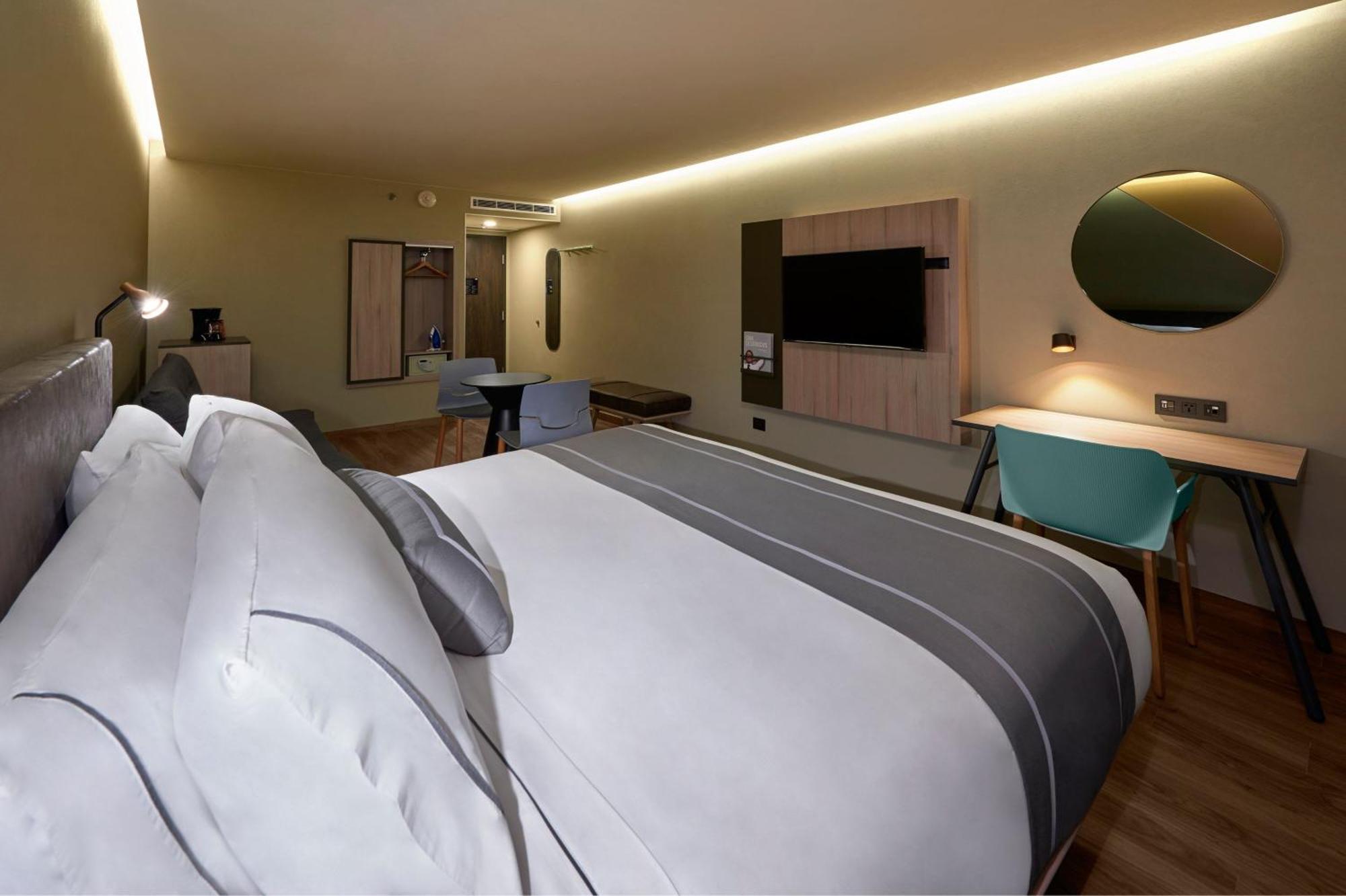 City Express Plus By Marriott Tampico Exteriör bild
