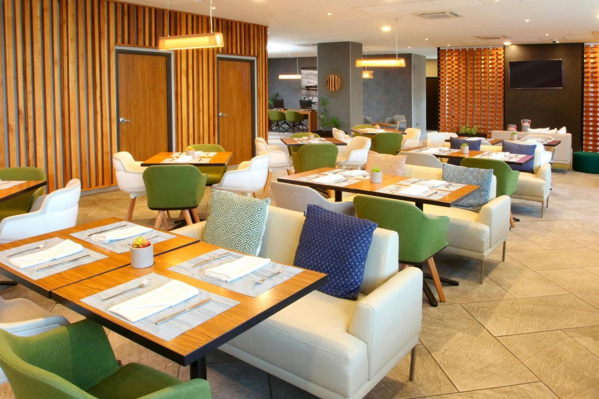 City Express Plus By Marriott Tampico Exteriör bild