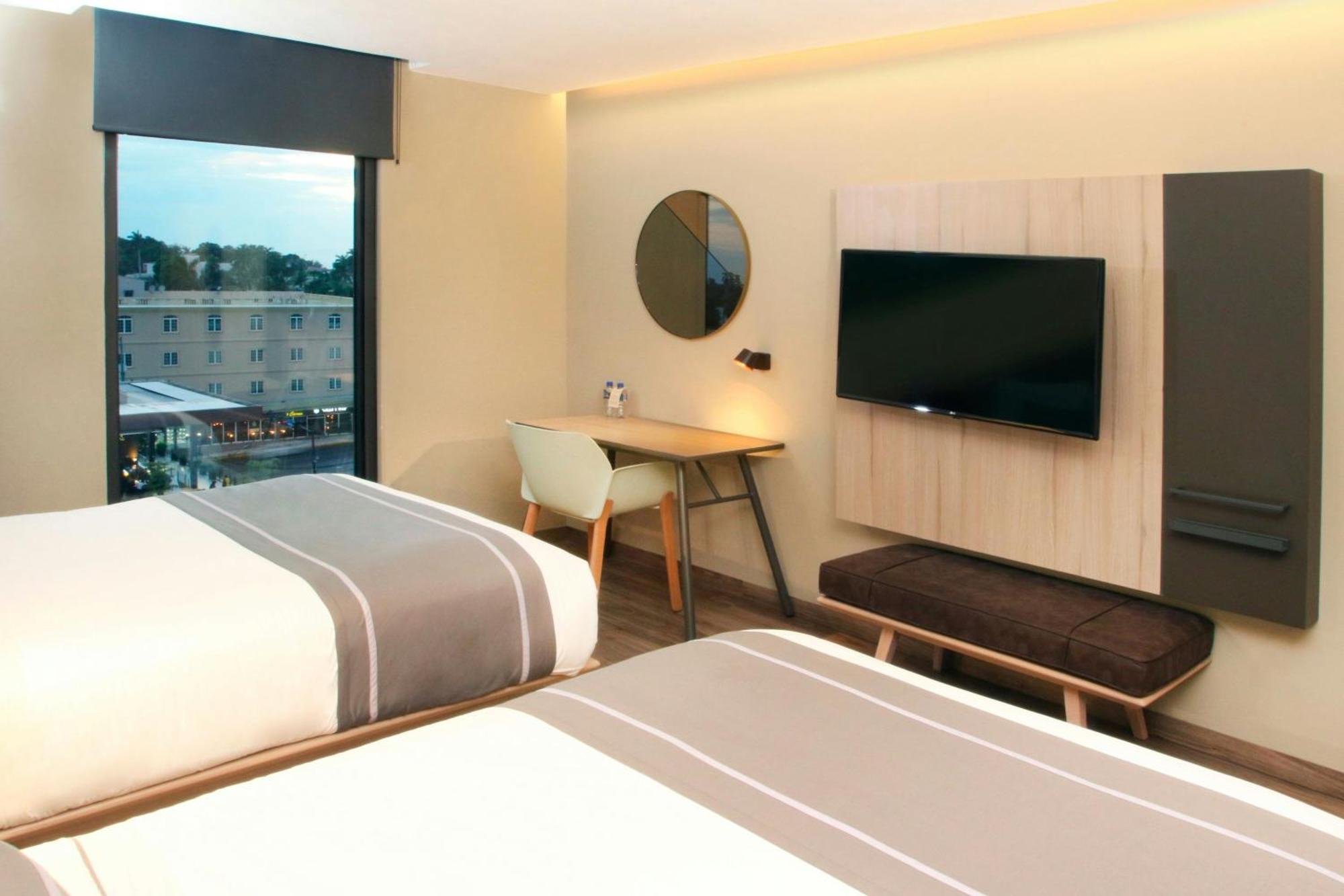 City Express Plus By Marriott Tampico Exteriör bild